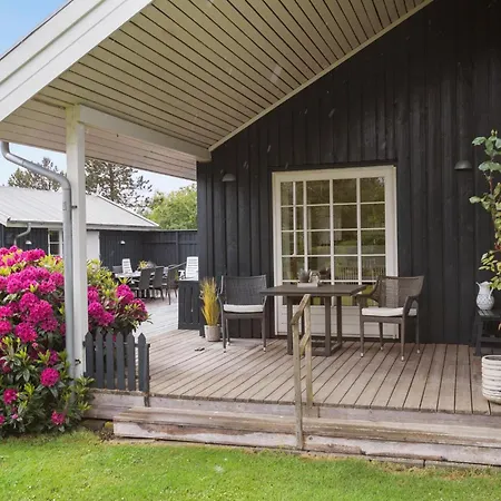 Hyggelig Bolig I Med Køkken Feriehus *