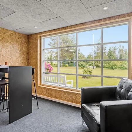 3 Bedroom Pet Friendly In Prázdninový dům *