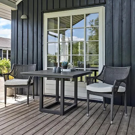 Holiday home 3 Bedroom Pet Friendly In Hojslev